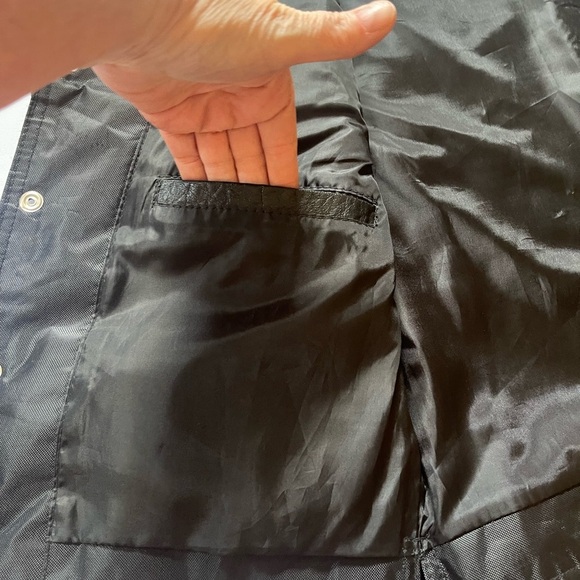 XELEMENT BLACK V CUT MOTORCYCLE VEST SZ SM EUC - Picture 10 of 10